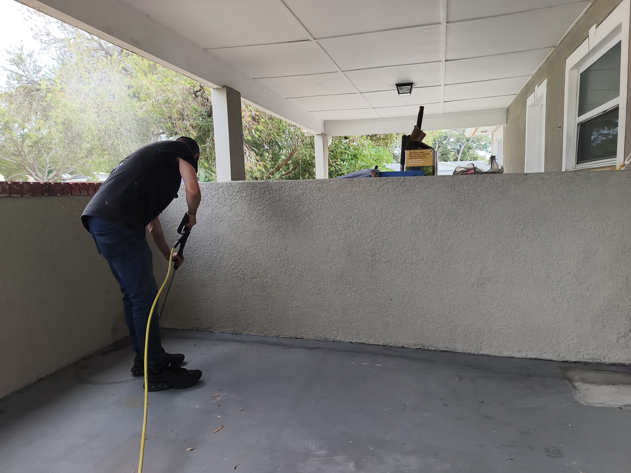 Pressure washing pavers
